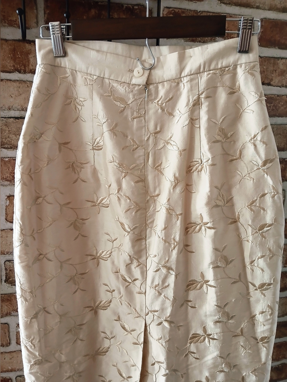 Vintage JESSICA MCCLINTOCK Long SILK Embroidered Floral Slit SKIRT Womens Size S - Picture 11 of 12